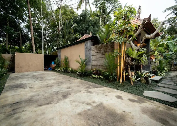 Jaya Villa *